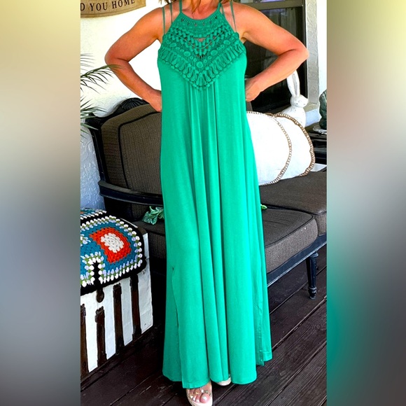 C Y Fashion Dresses & Skirts - XXL NWT Green Crochet Maxi Dress